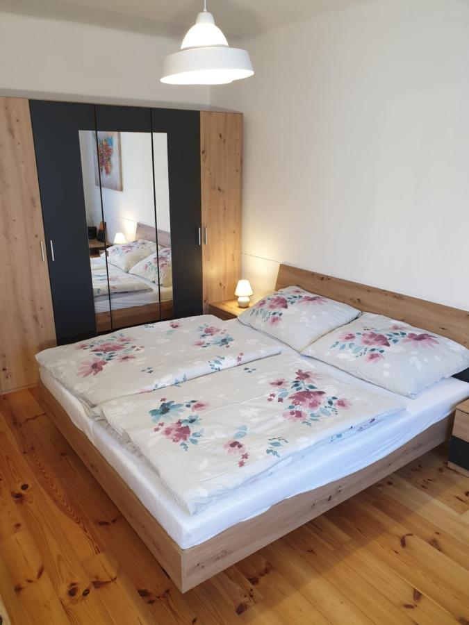 Apartman Central, Self Check In 24 H, Free Parking Μπάνσκα Μπίστριτσα Εξωτερικό φωτογραφία