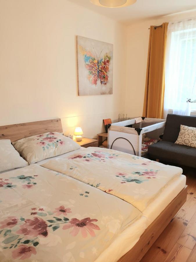 Apartman Central, Self Check In 24 H, Free Parking Μπάνσκα Μπίστριτσα Εξωτερικό φωτογραφία